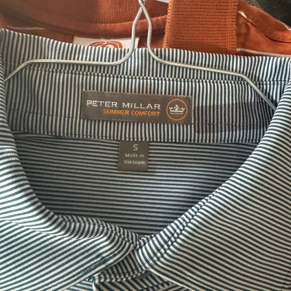 Whispering pines Peter Millar polo. Size small - Picture 3 of 3